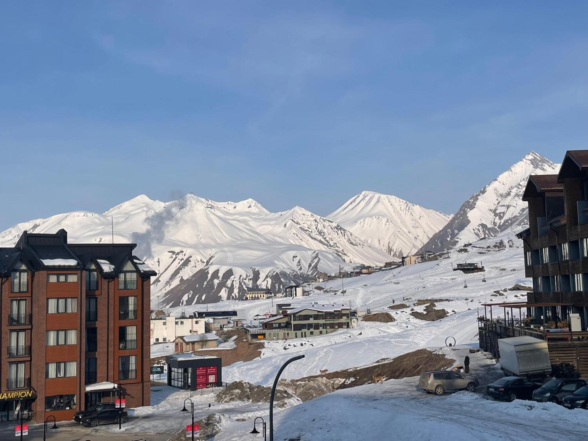 Апартаменты New Gudauri Ski Resort RED-CO Номер фото